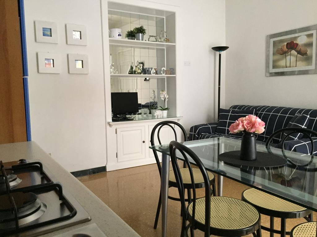 Temporary House Oberdan Apartment Bologna Ngoại thất bức ảnh