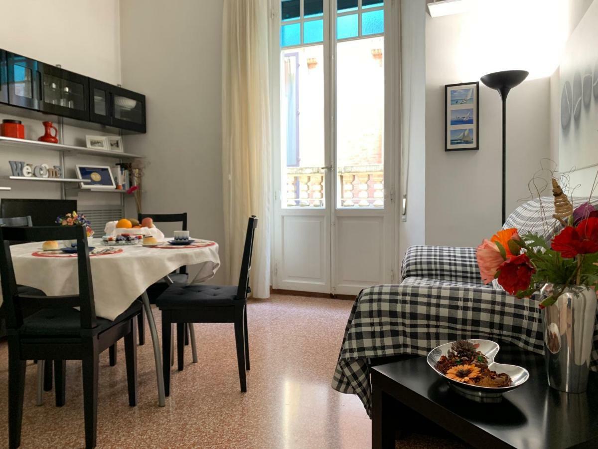 Temporary House Oberdan Apartment Bologna Ngoại thất bức ảnh